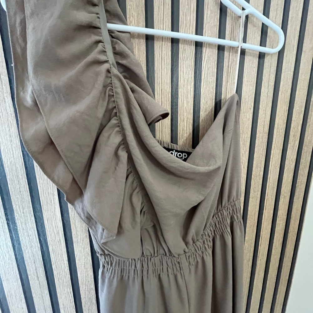 Brown One-Shoulder Dress